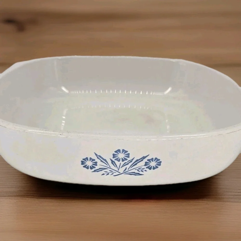 Vintage Corning Ware Blue Vintage Cornflower P-9-B, 2 Qt‎ Casserole Baking Dish